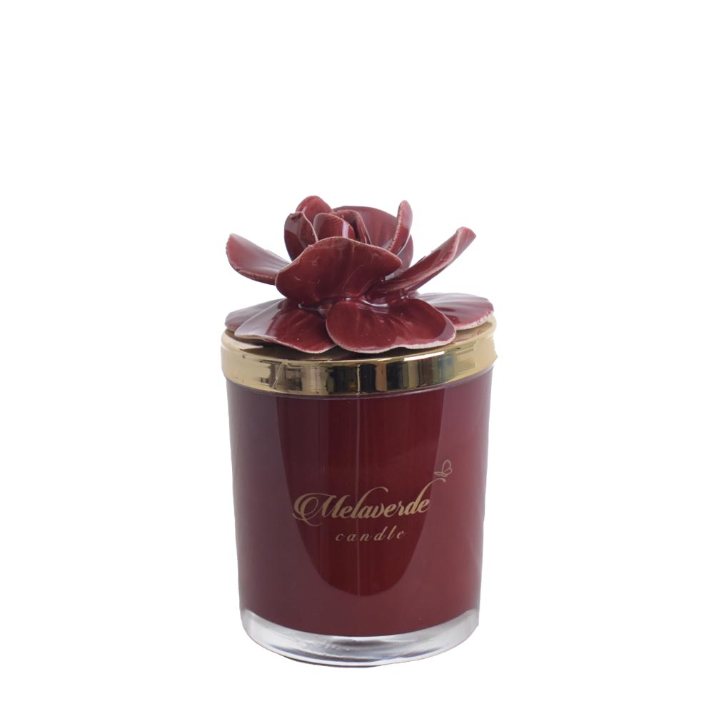 Candela profumata in vasetto di vetro con rosa in ceramica col.Bordeaux - H. 12  cm - Melaverde