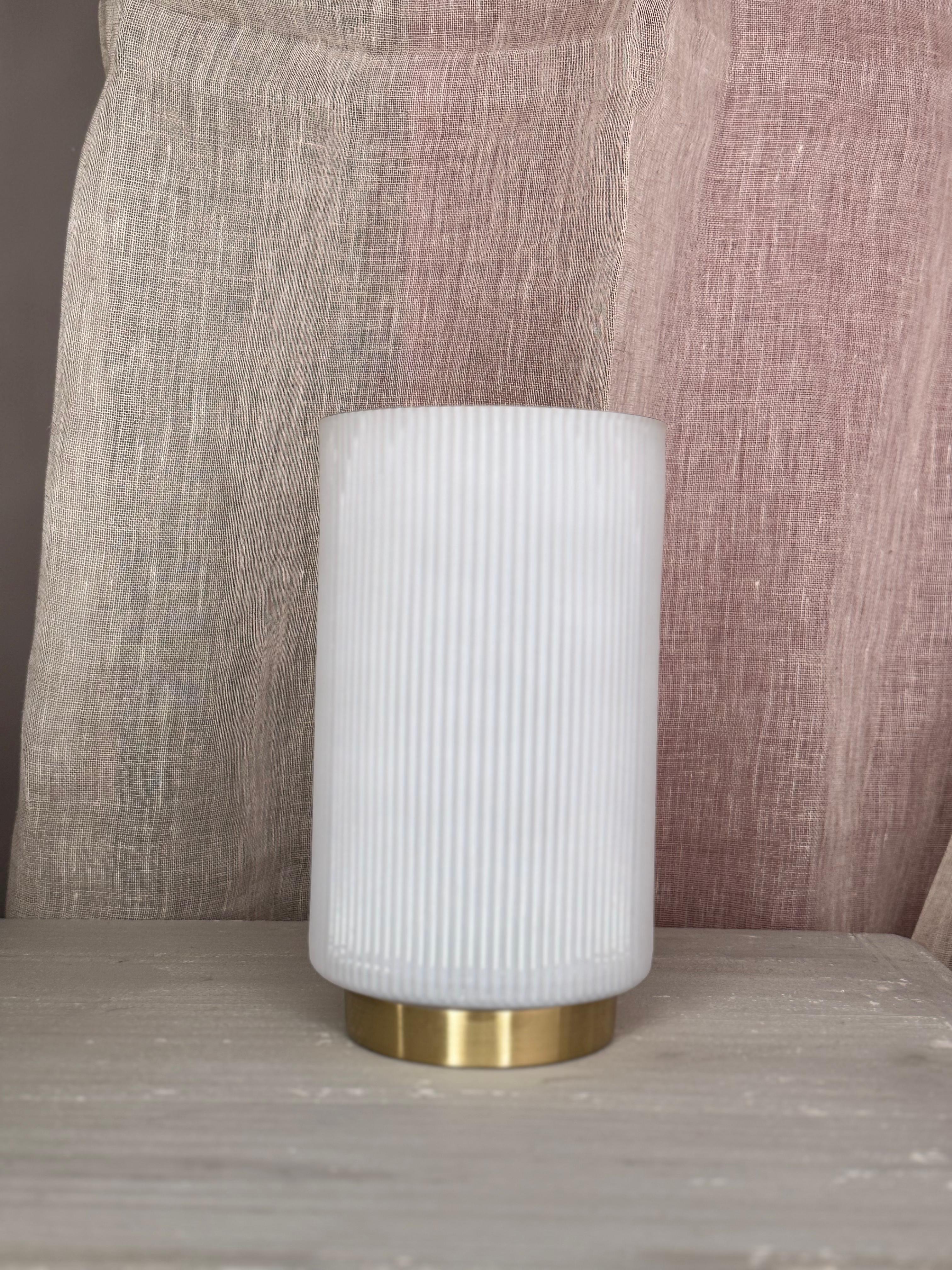 Vaso in vetro rigato - vari colori - H.21 cm