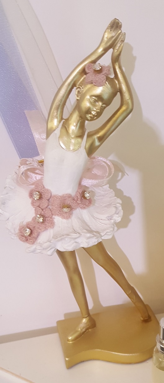 Ballerina h 23 cm - fiori di Lena