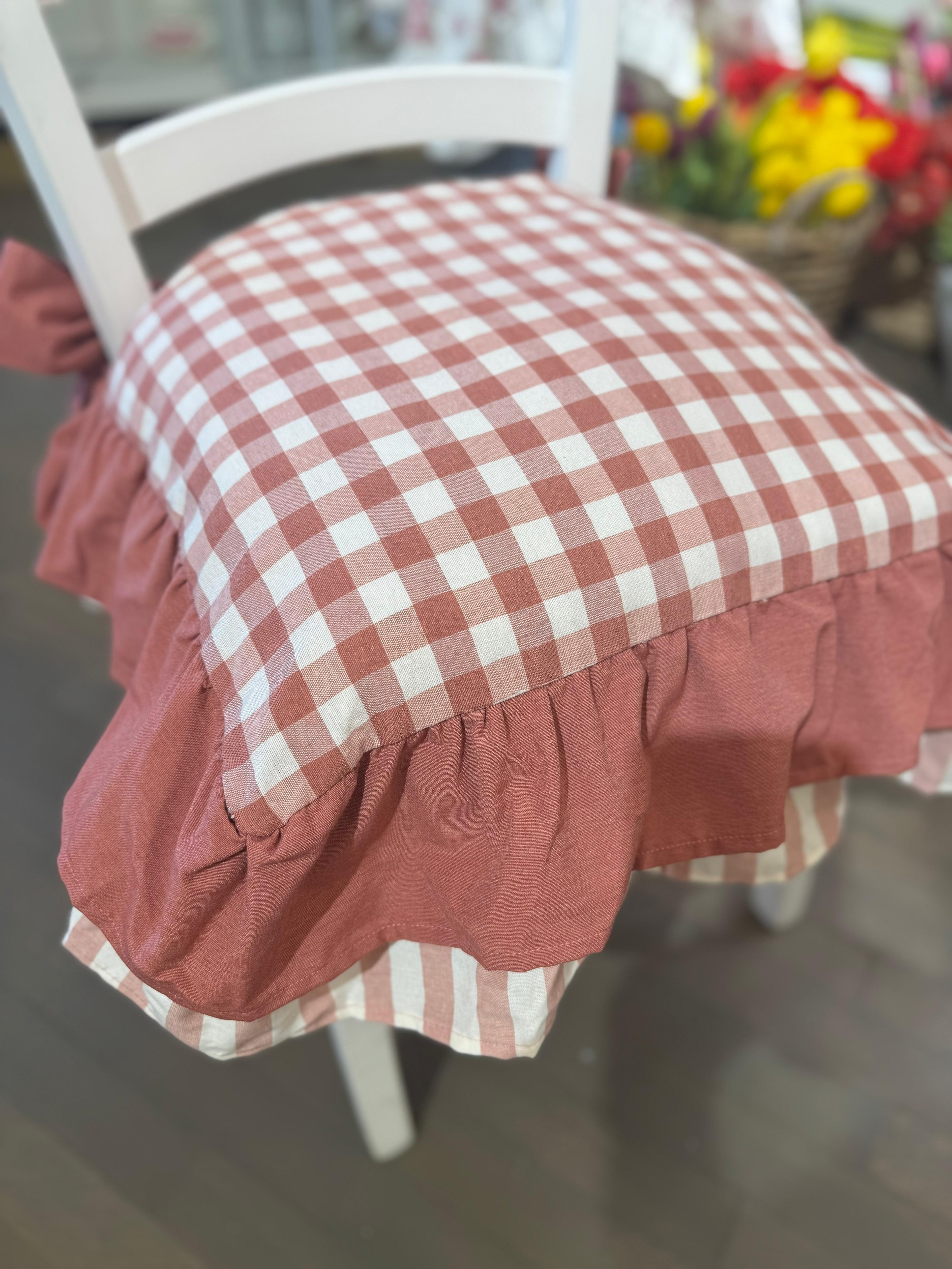 Cuscino da sedia sartoriale in cotone a quadri doppia balza col.Mattone - 45x45 cm + 15 cm rouches