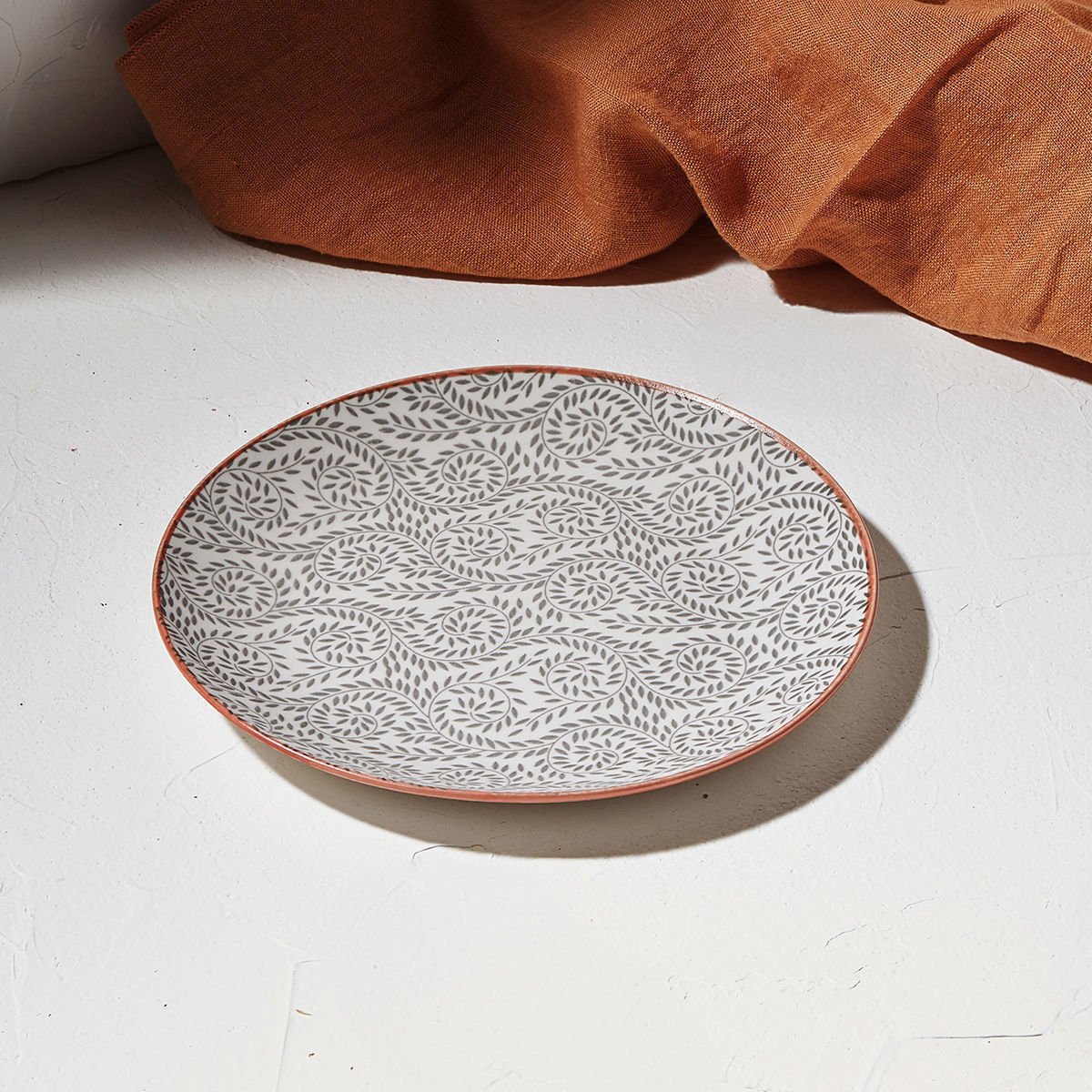 Servizio piatti 18 pz in ceramica con motivo a vite - Estia