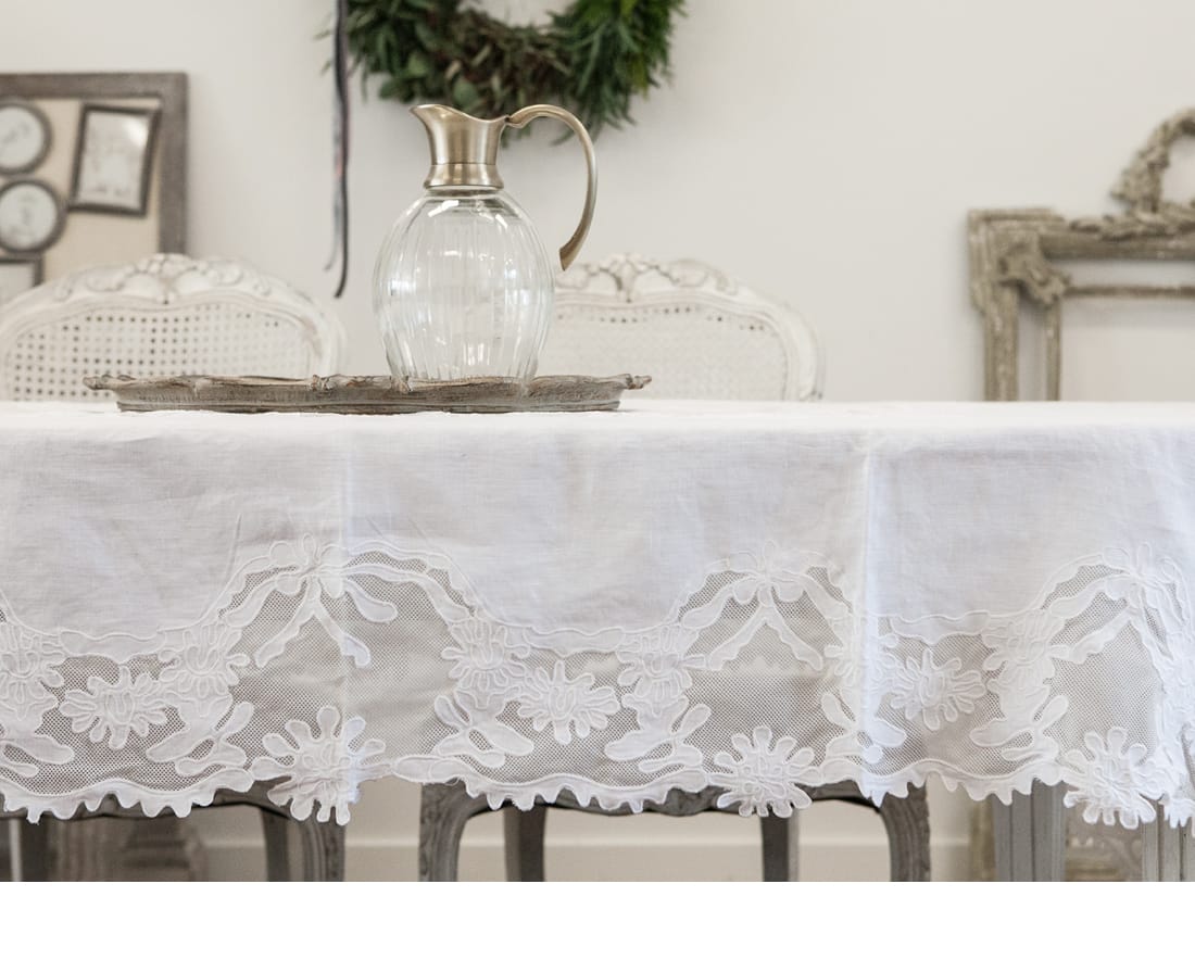 Tovaglia Ermes in puro lino con ricamo floreale - 150x250 cm - Mia per Te