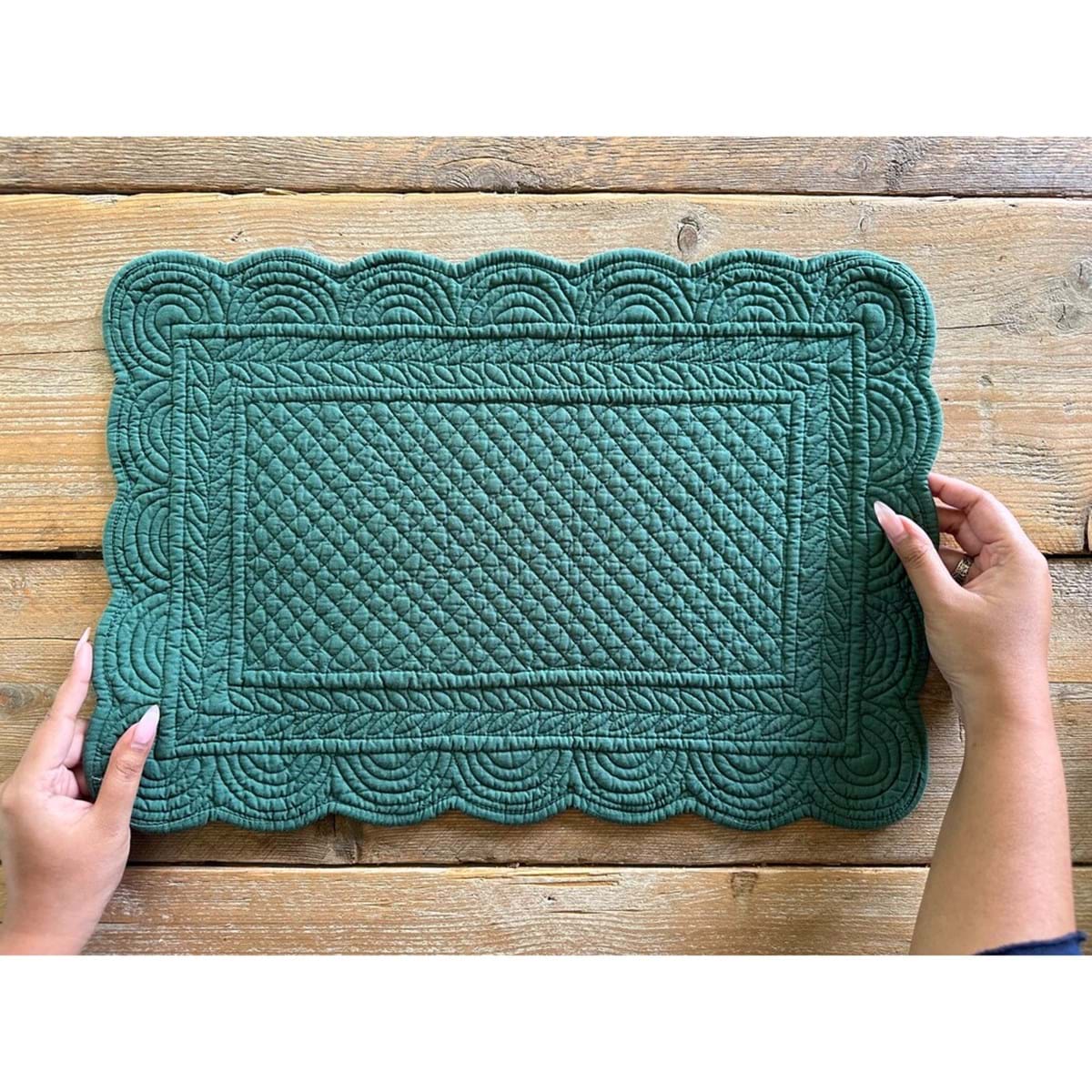 Tovaglietta trapuntata in cotone verde - Collezione Carmen - 35x50 cm - Blanc Mariclo