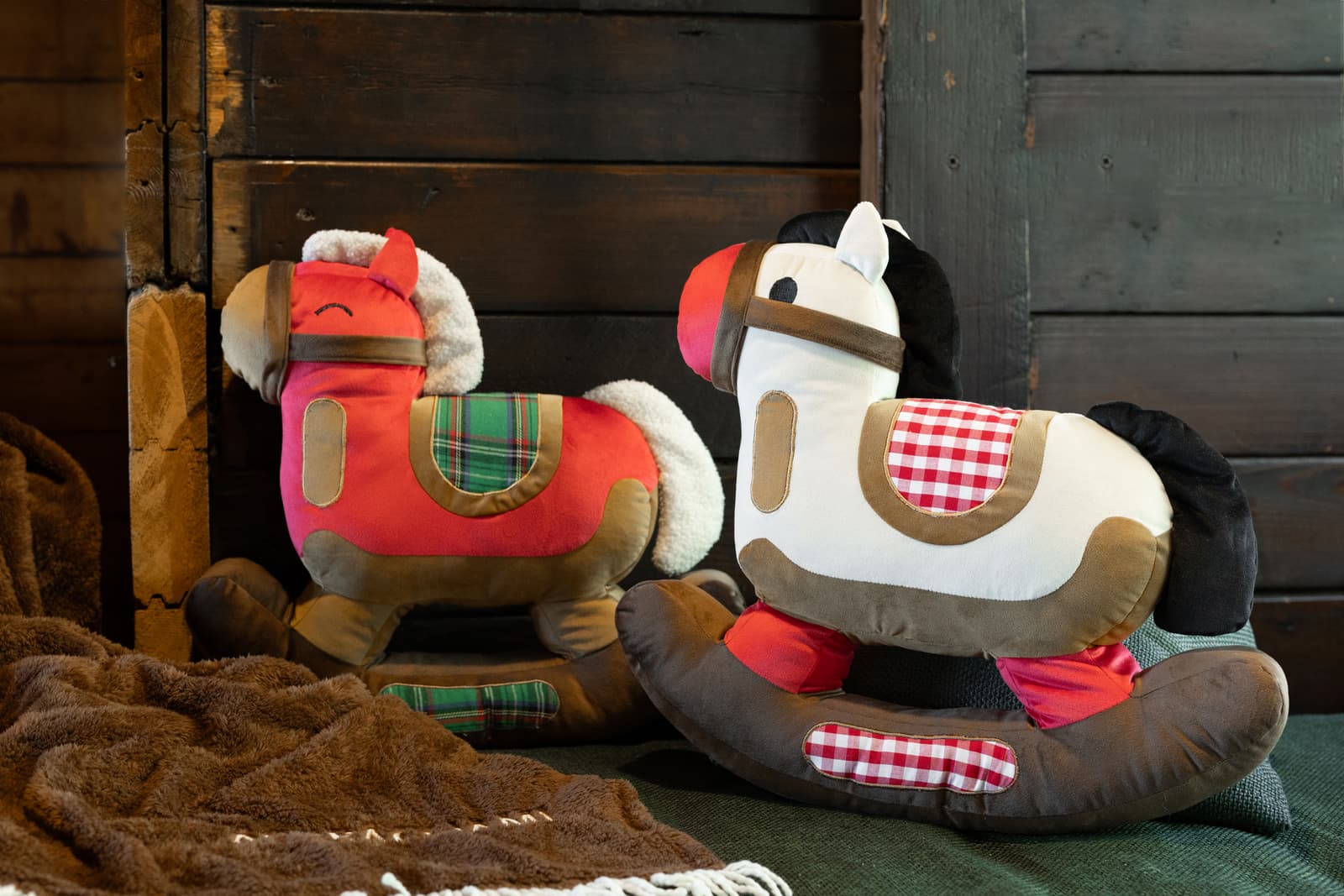 Cuscino Little Horse in vellutino - 45 cm - 2 varianti - L'Atelier17