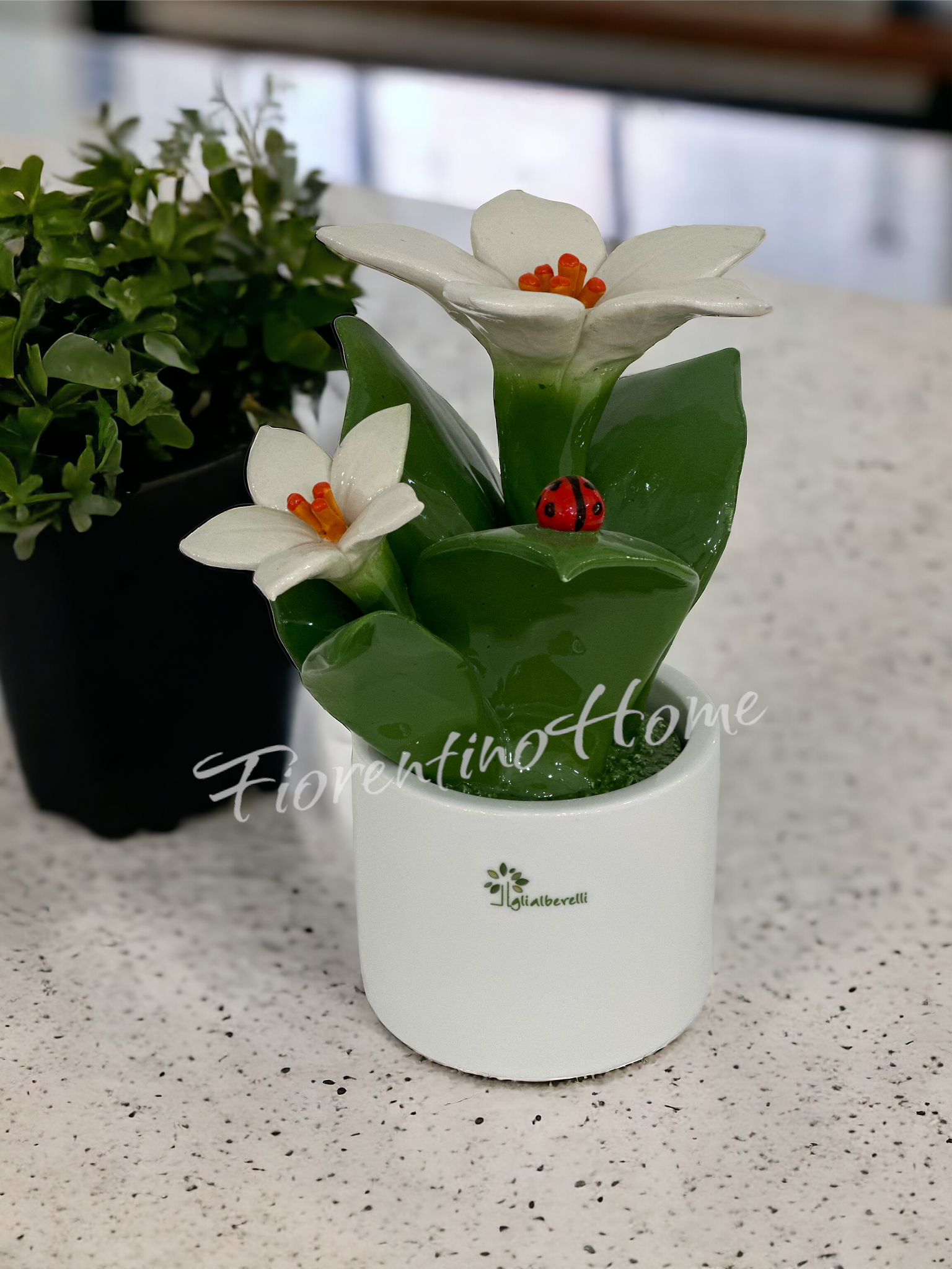 Piantina fiore bianco e arancio in ceramica di capodimonte - H. 20 cm - Gli Alberelli