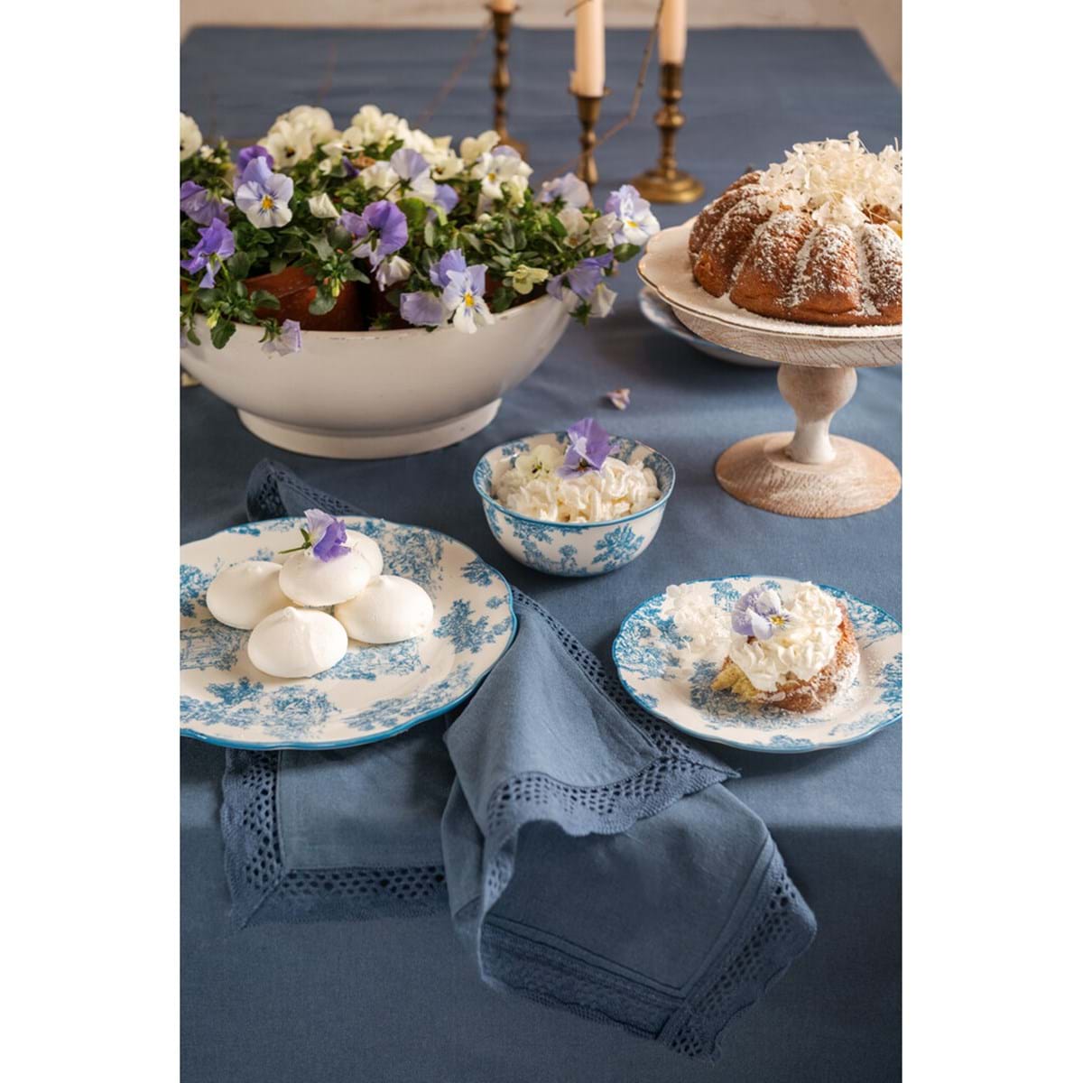 Servizio piatti 18 pz in porcellana azzurro  Affinita Elettive - Blanc Mariclo