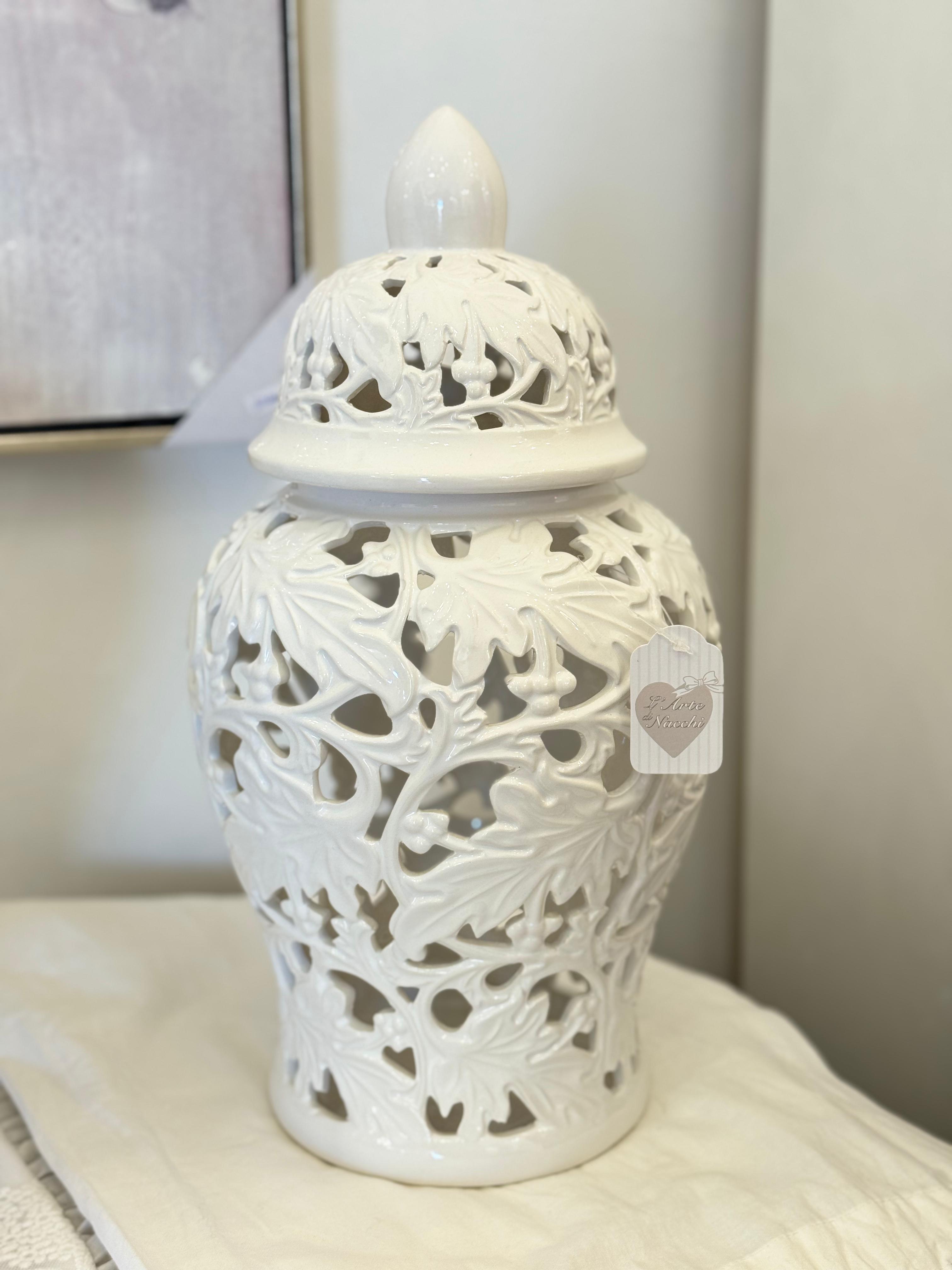 Potiche in ceramica traforata bianca - 20x20x37 cm - L'Arte di Nacchi
