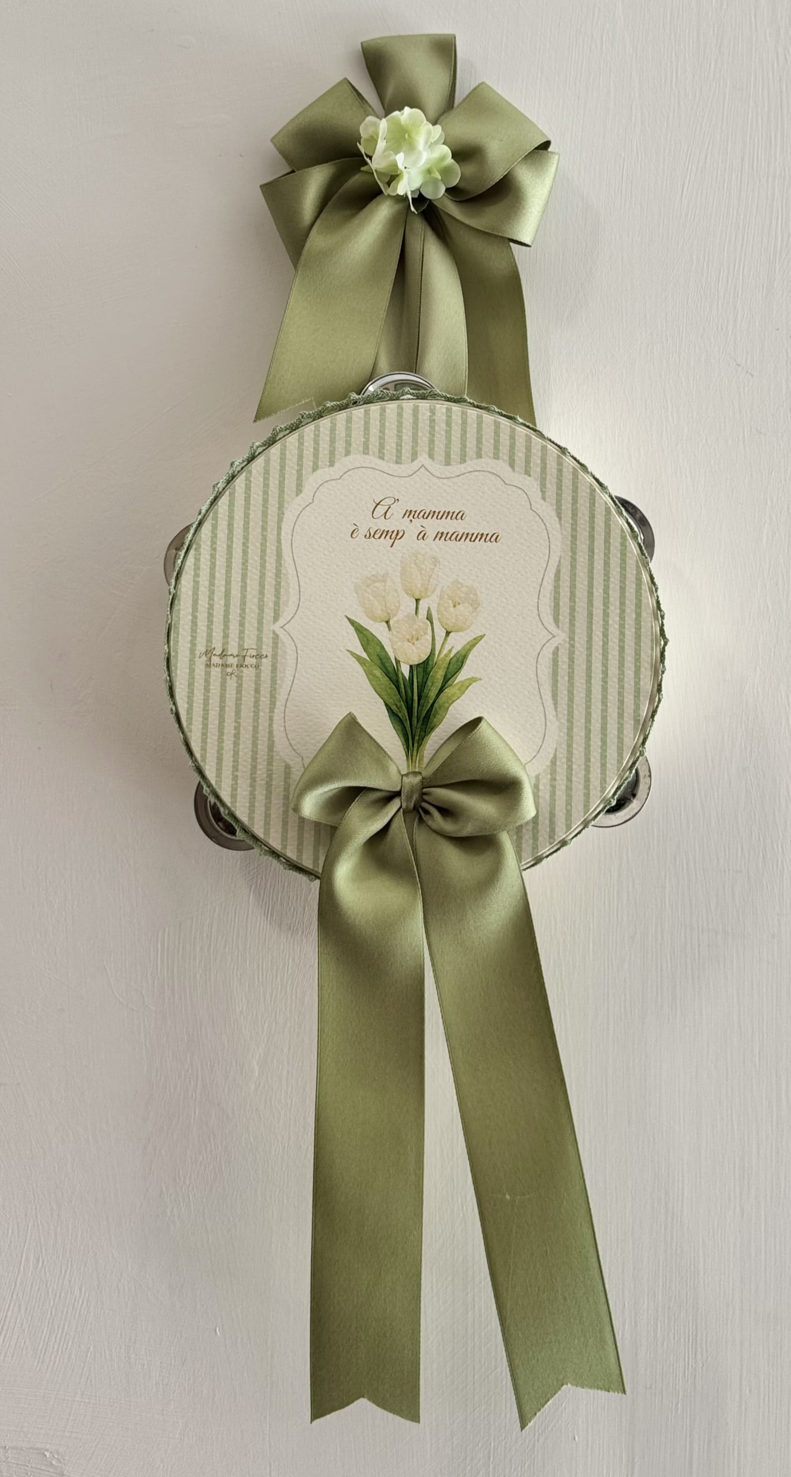 Tamburello A mamma e' sempre a mamma - 18 cm - vari colori - Madame Fiocco