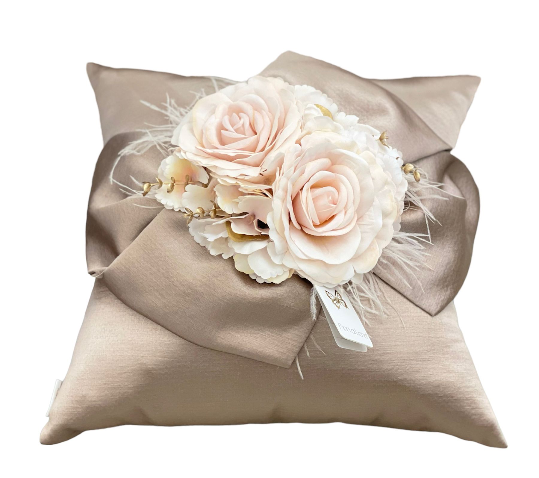 Cuscino in raso cipria profumato con applicazione di rose in tessuto e piume - 40x40 cm - Fiori Di Lena