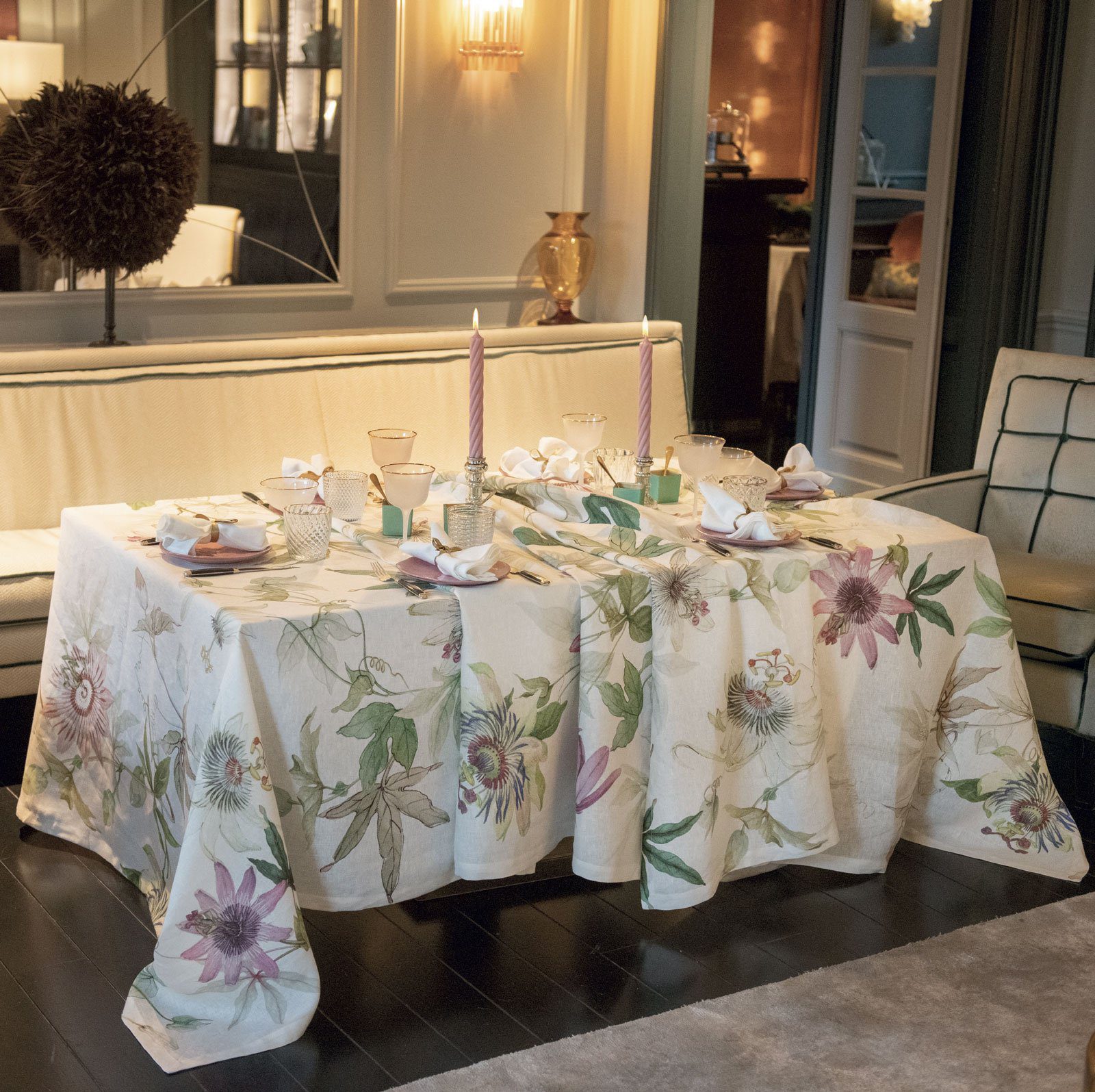 Tovaglia in puro lino con fiori - 170x270 - Tessitura Toscana