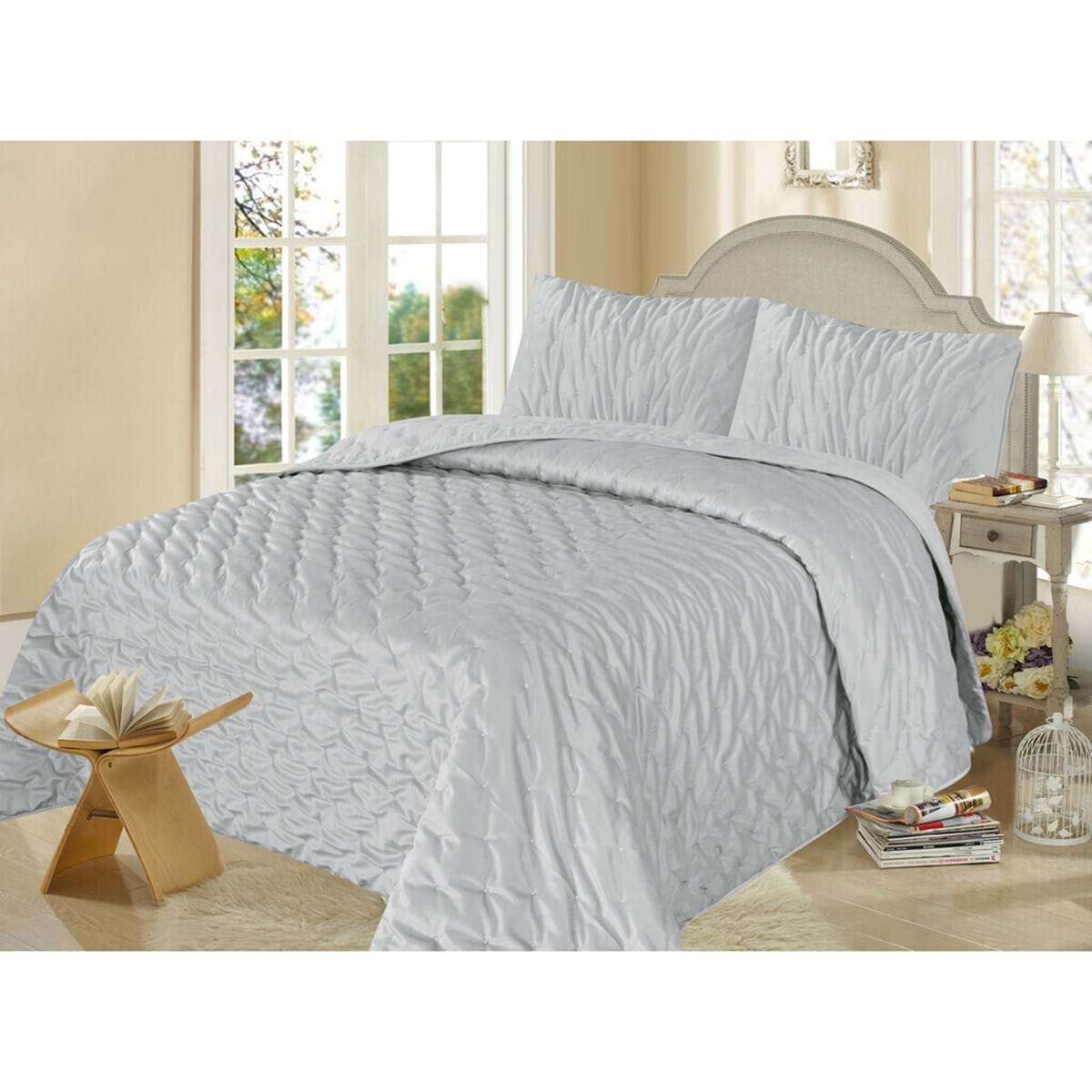 Trapunta in velluto beige con 2 copriguanciali - Collezione Before the storm - 260x260 cm - Blanc Mariclo